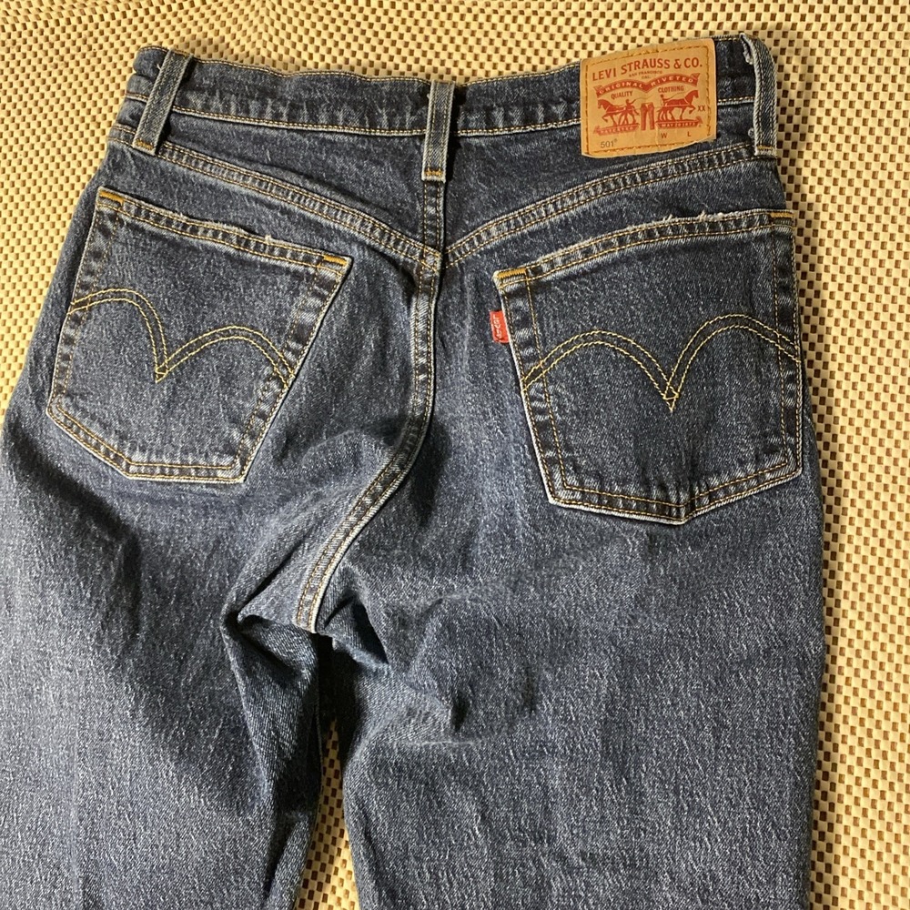 Levi's 501 Original Stretch Cropped Blue Denim Skinny Jeans - Picture 3 of 5